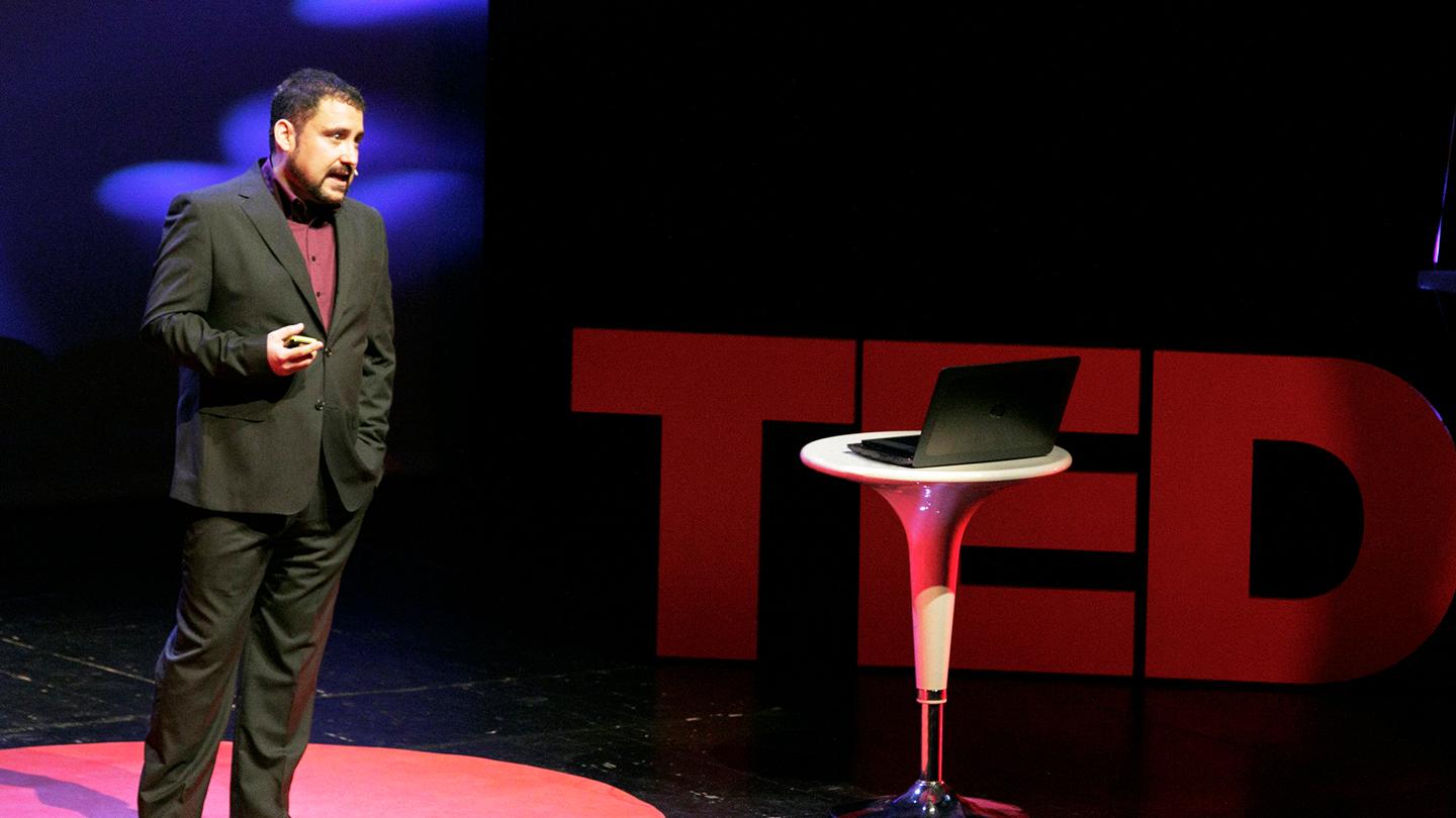 Victor Perez TED Talk - Digital Artist