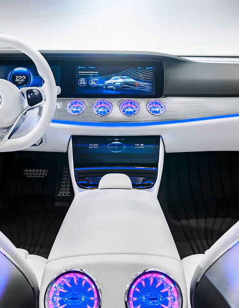 Mercedes looks to the future of HMI car design